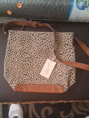 Universal Thread Tan & Brown Spotted Crossbody Bag